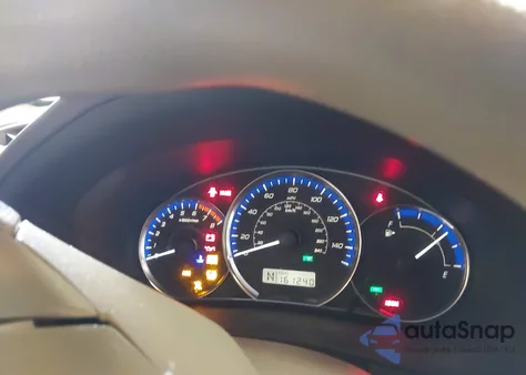 2010 Subaru Forester 2.5X Premium z USA, uszkodzony, nr VIN JF2SH6CC5AH765929